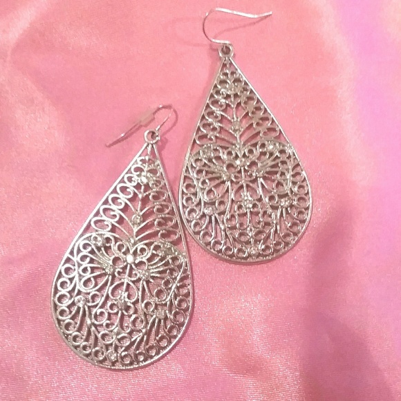 Vtge Rhinestone Accented Silver Filigree Earrings - Picture 1 of 6